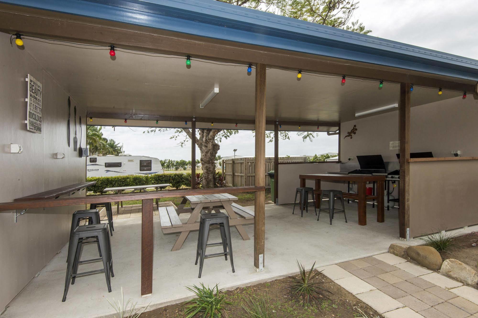 The Park Hotel Mackay Kültér fotó